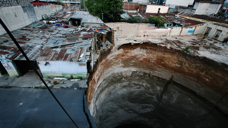 Illustration for article titled When the Earth Collapses Under Our Feet